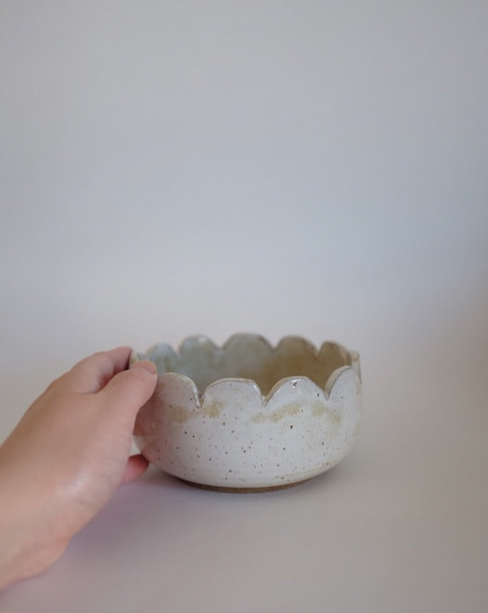 Scalloped bowl — glossy egg