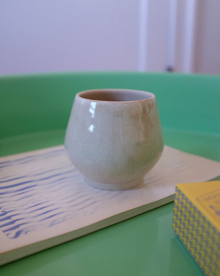 Low vase — glossy sand