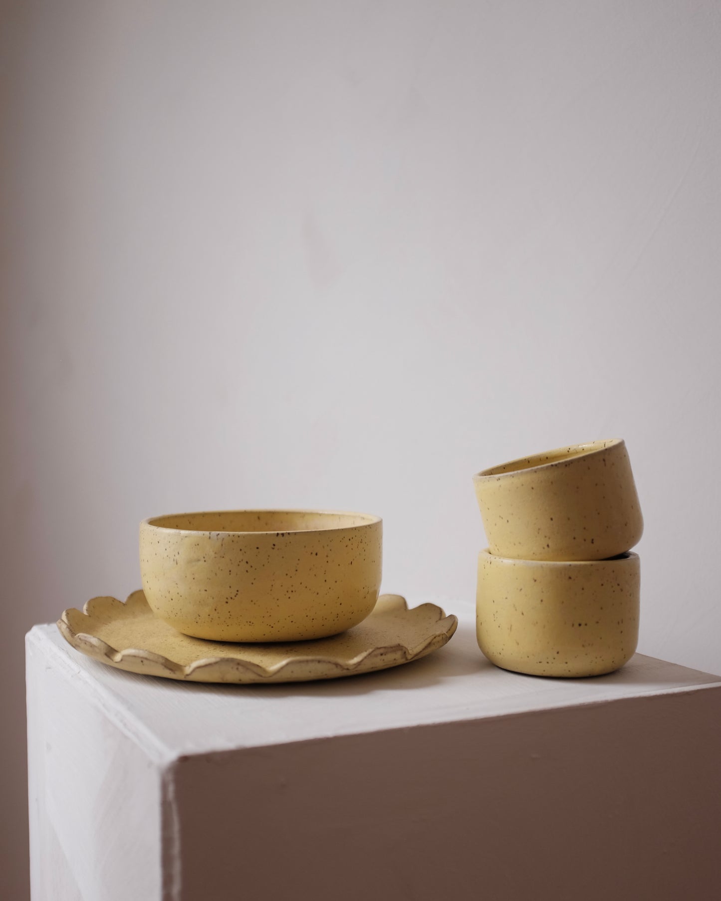 Cereal bowl — speckled yellow