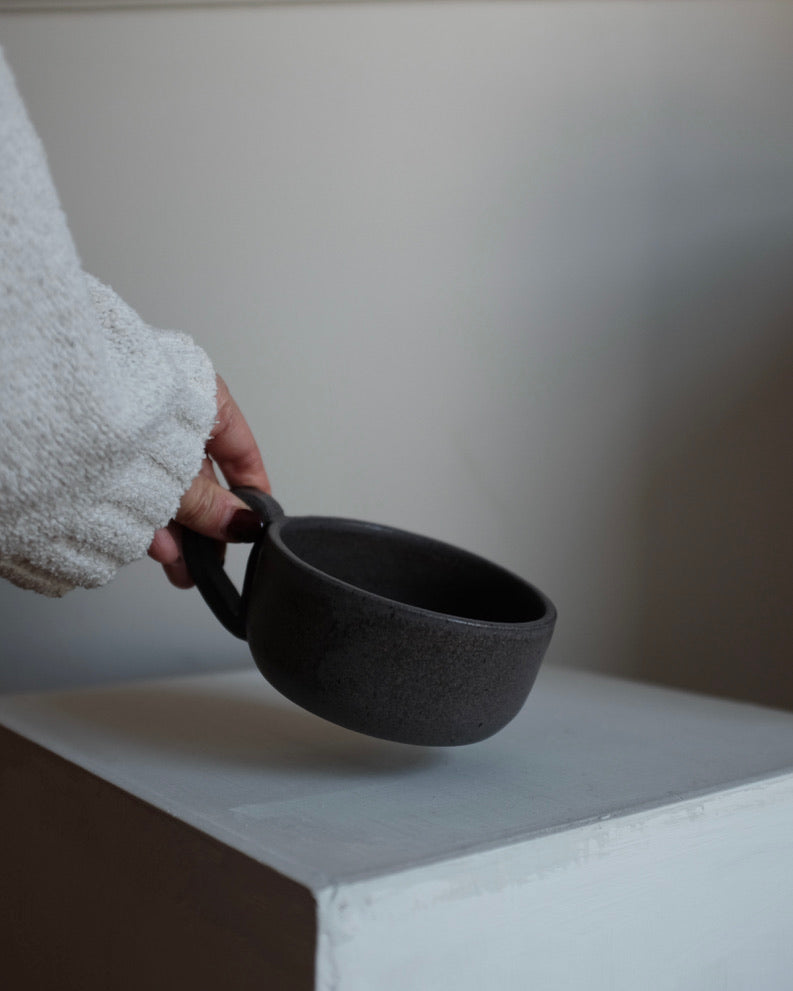 Mug — charcoal