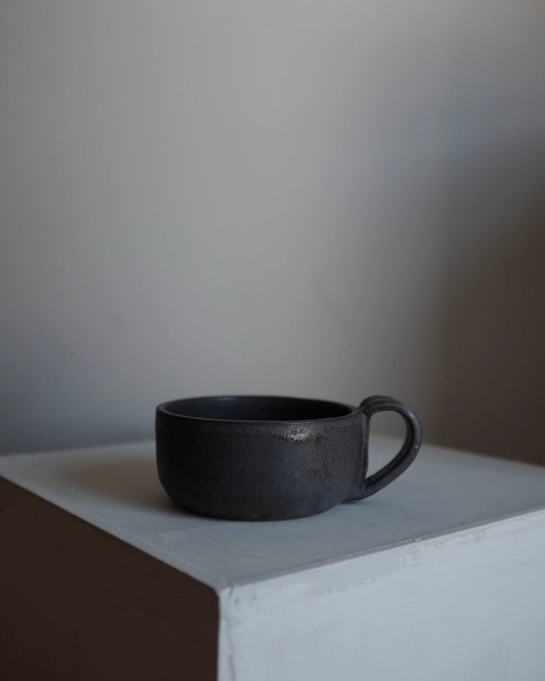 Mug — charcoal