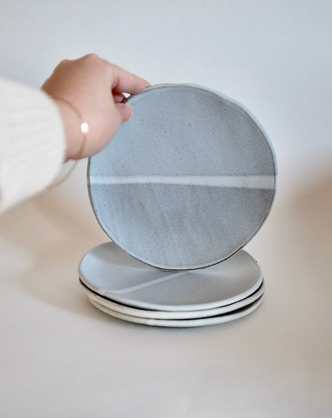 Half dipped plate — satin white (medium)