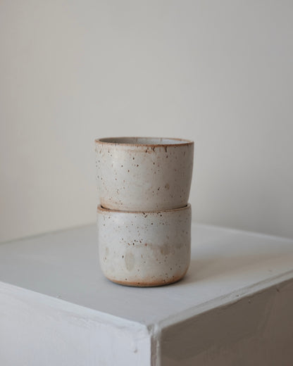 Tea cup — cream